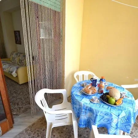 Trilocale In Centro A 50 Mt Mare *