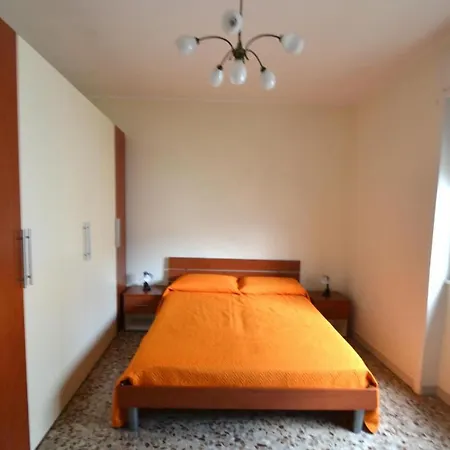 Trilocale In Centro A 50 Mt Mare *