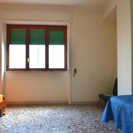 Trilocale In Centro A 50 Mt Mare Apartment