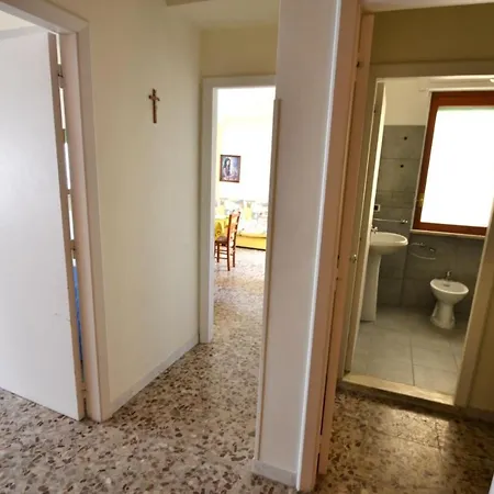 Apartment Trilocale In Centro A 50 Mt Mare *