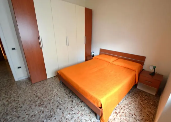 Trilocale In Centro A 50 Mt Mare Lejlighed