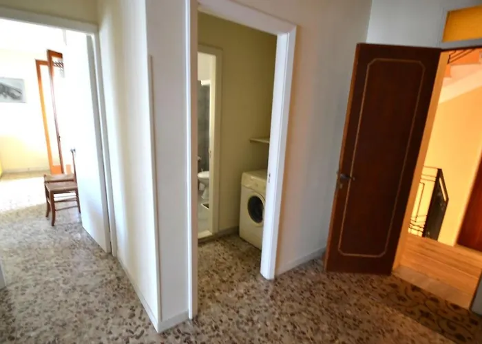 Lejlighed Trilocale In Centro A 50 Mt Mare *