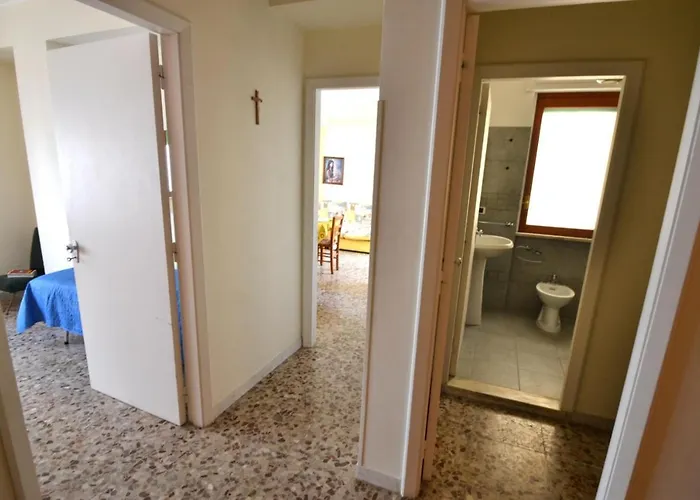 Apartmán Trilocale In Centro A 50 Mt Mare *